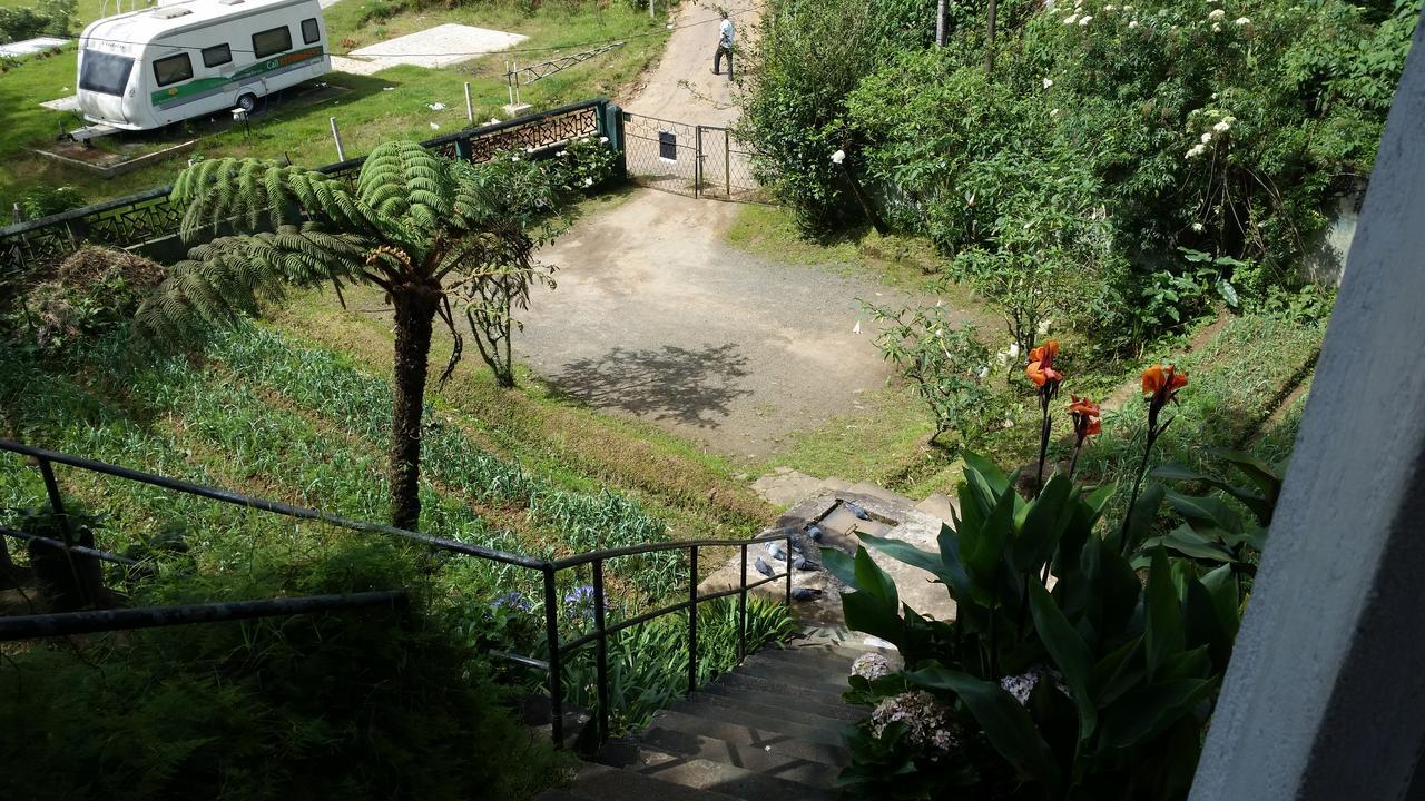 נוארה אליה Lake Crown Holiday Home מראה חיצוני תמונה
