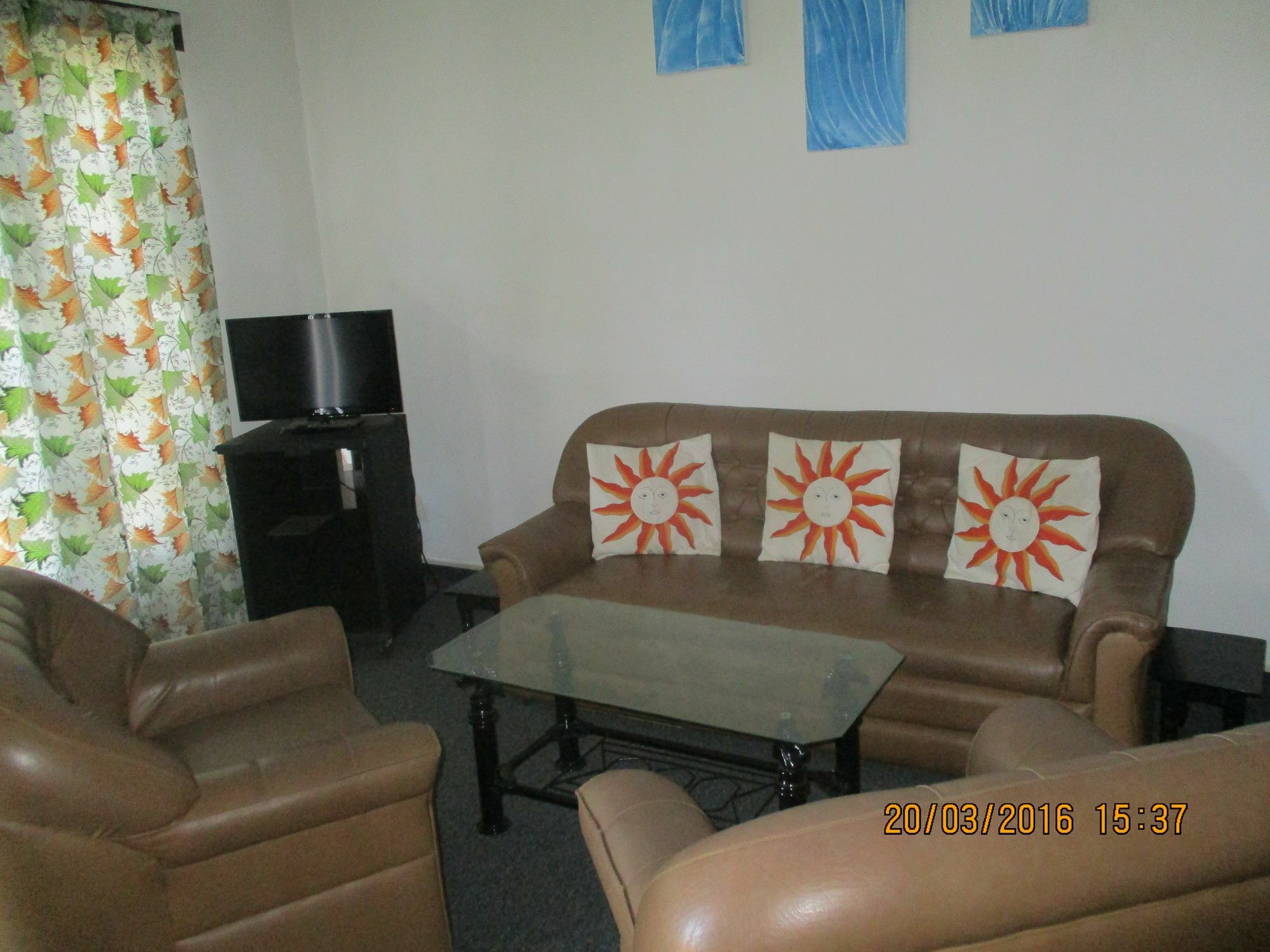 נוארה אליה Lake Crown Holiday Home מראה חיצוני תמונה